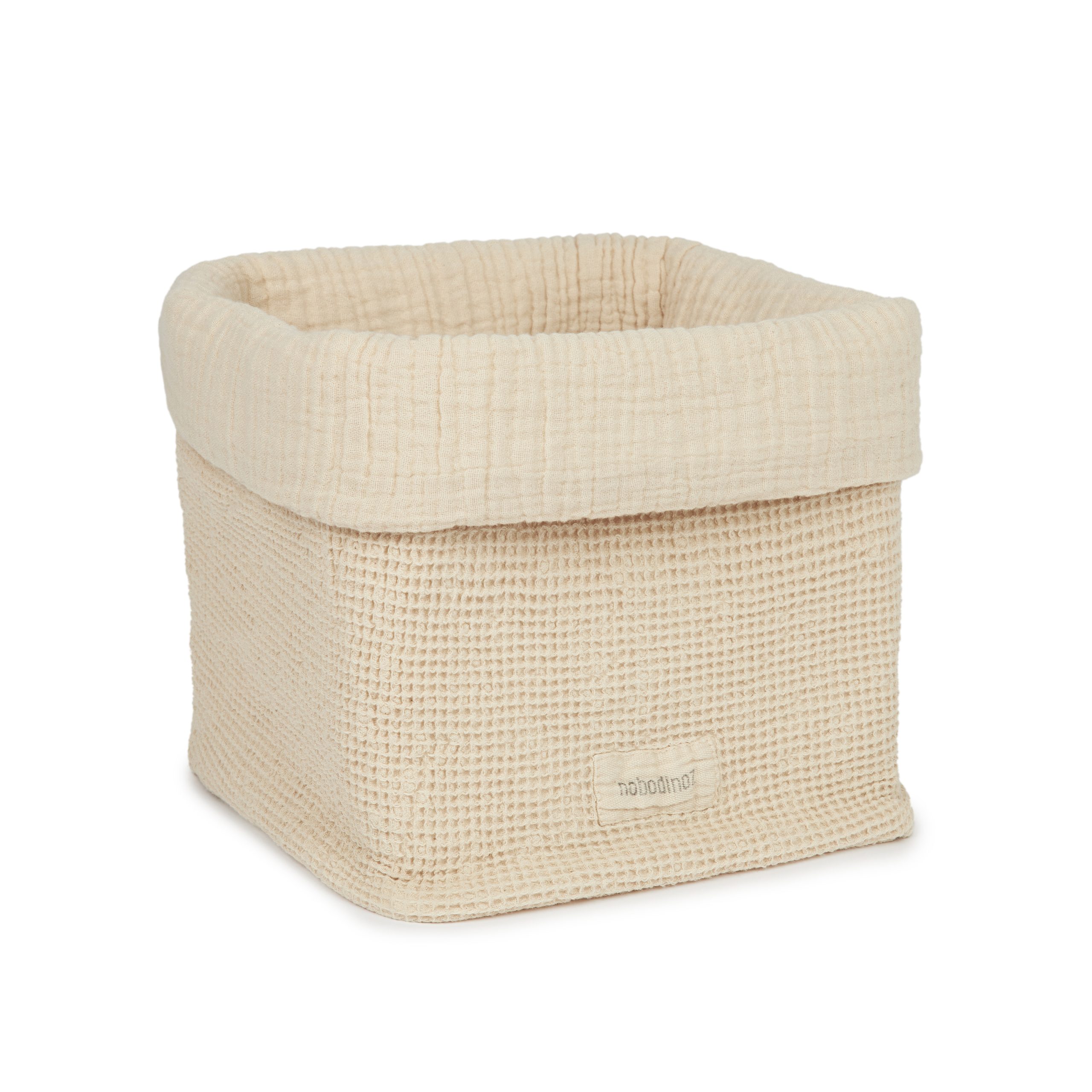 Panier table à langer bébé Nobodinoz Wabi-Sabi Ginger vue de trois-quarts