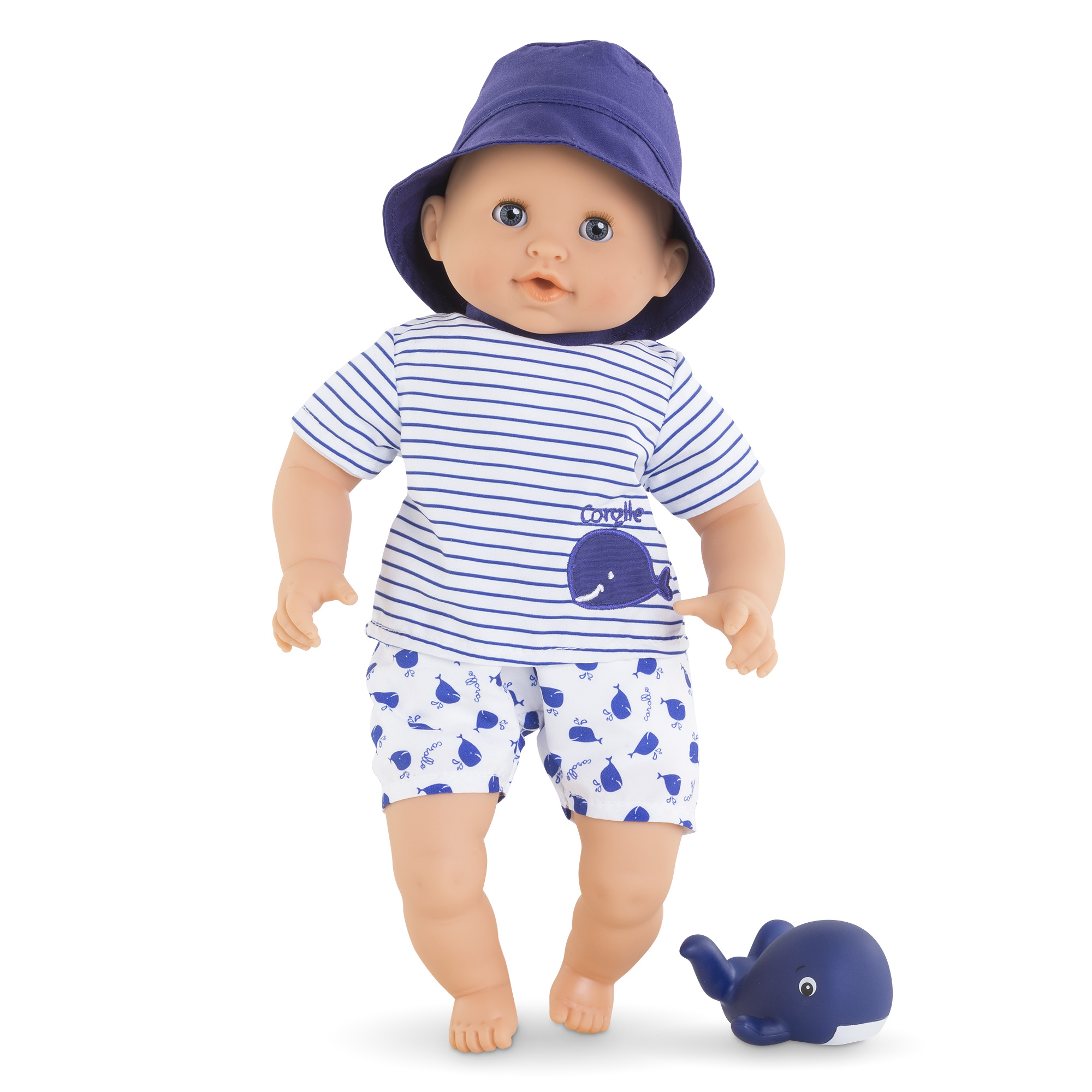 Poupon Corolle Bain Marin debout avec baleine bleue et tenue marine rayée.