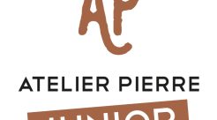Logo Atelier Pierre Junior, marque partenaire de veilleuses et décoration pour enfant chez Today Is Sunday
