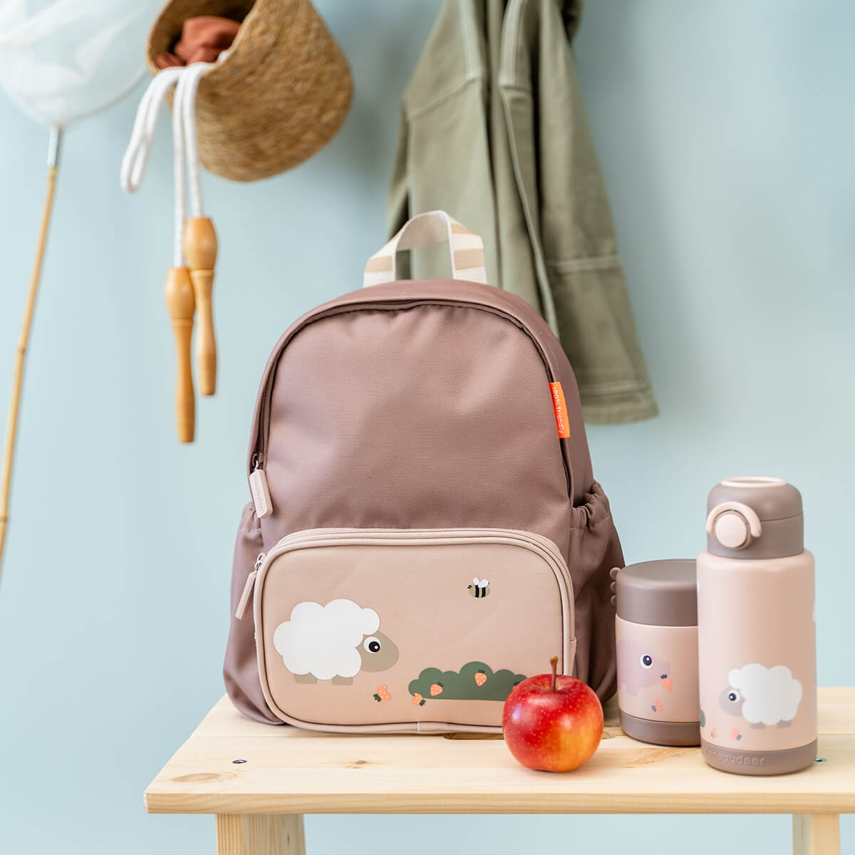 Sac à dos maternelle enfant rose avec accessoires gourdes Tiny Farm Done by Deer